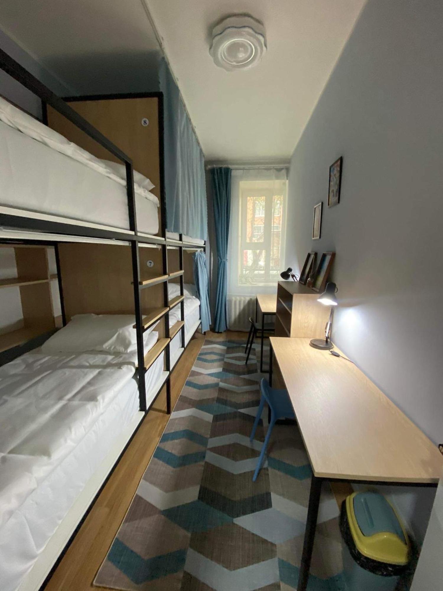 Mickey Hostel Улан-Батор Экстерьер фото