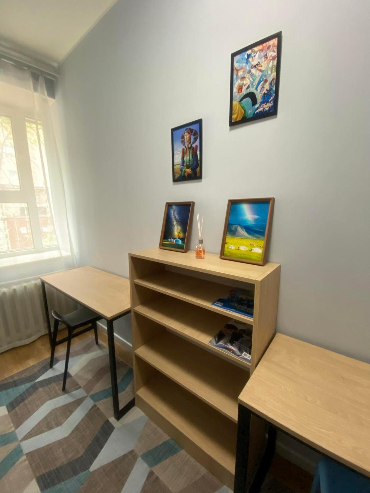 Mickey Hostel Улан-Батор Экстерьер фото